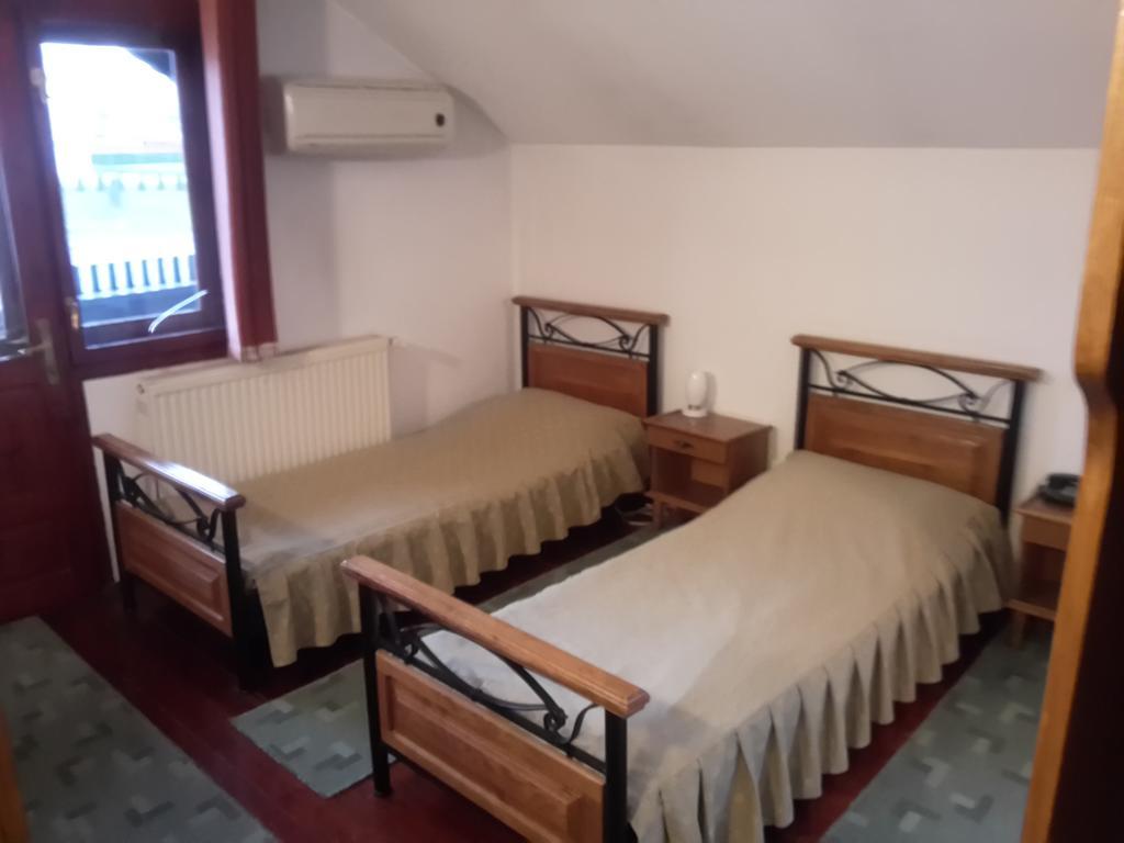 Pensiunea Doina & Jeno Targu Mures Phòng bức ảnh